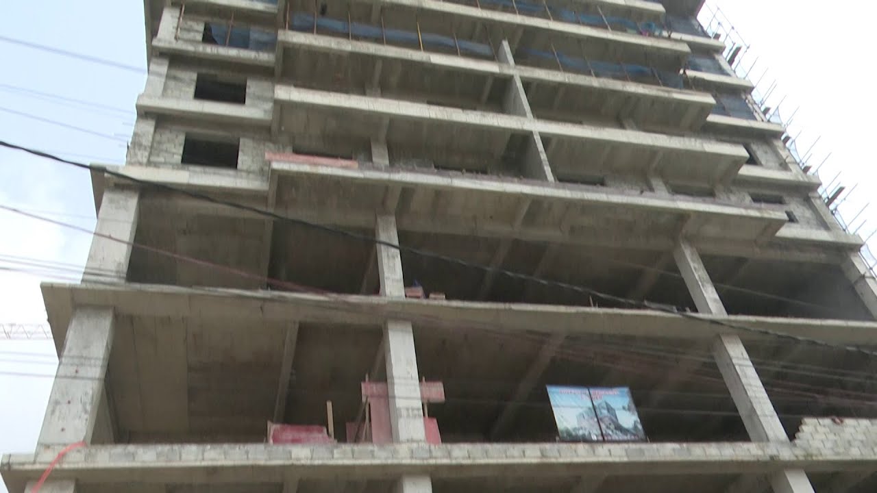 Les riverains du quartier ''Petit Bouaké'' protestent contre un Immeuble R+8 à Cocody Riviera 2