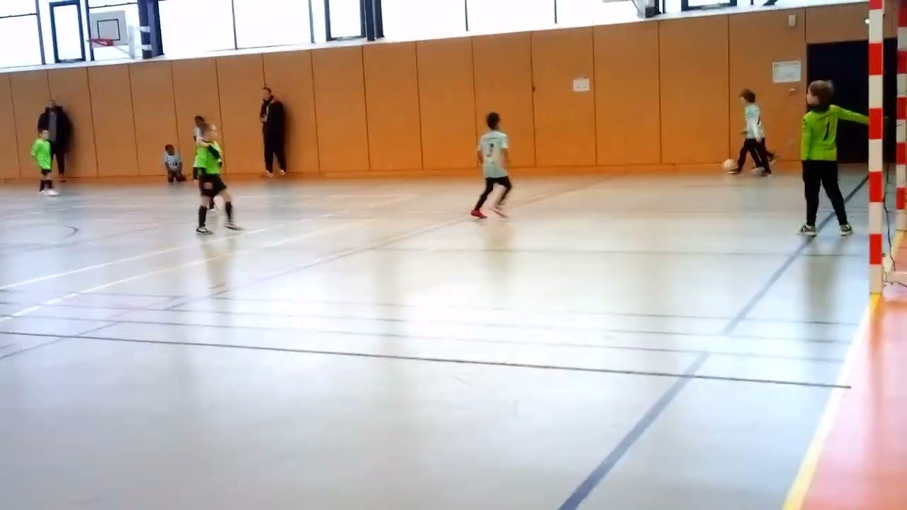 KIDS IN FOOTBALL -FAILS SKILLS GOALS 9 