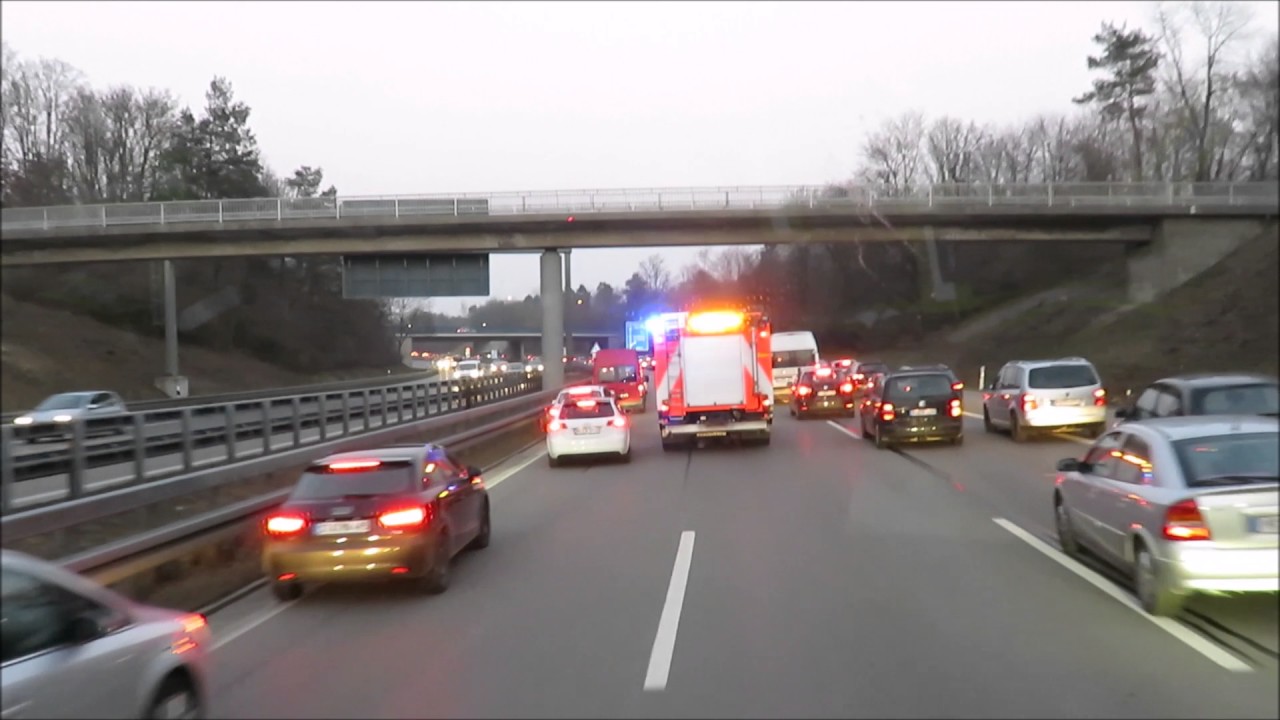 Rettungsgasse - es geht doch!