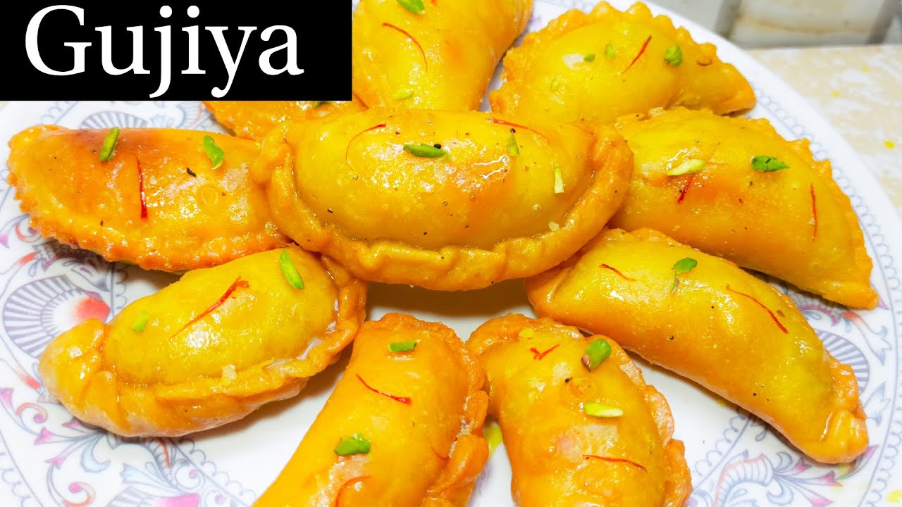 Sooji Mawa Gujiya Festival Special Market Style चाशनी वाली गुझिया Tasty Delicious Gujiya Recipe ||