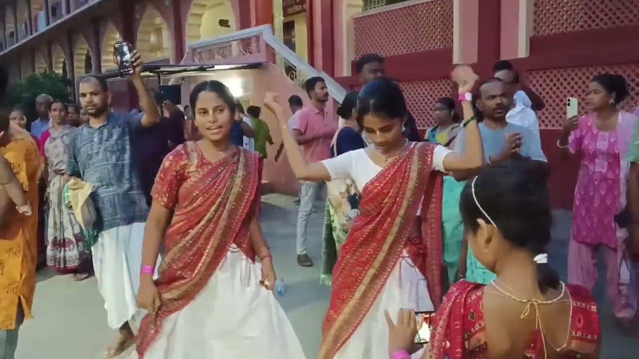 মায়াপুর ইসকনের প্রতিদিন হরিনাম সংকীর্তন #mayapurtv #radheradhe #হরে কৃষ্ণ #dance #love #Iskcon#song