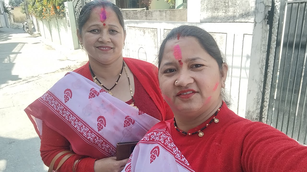 Deepa Bisht Pahadi  is live