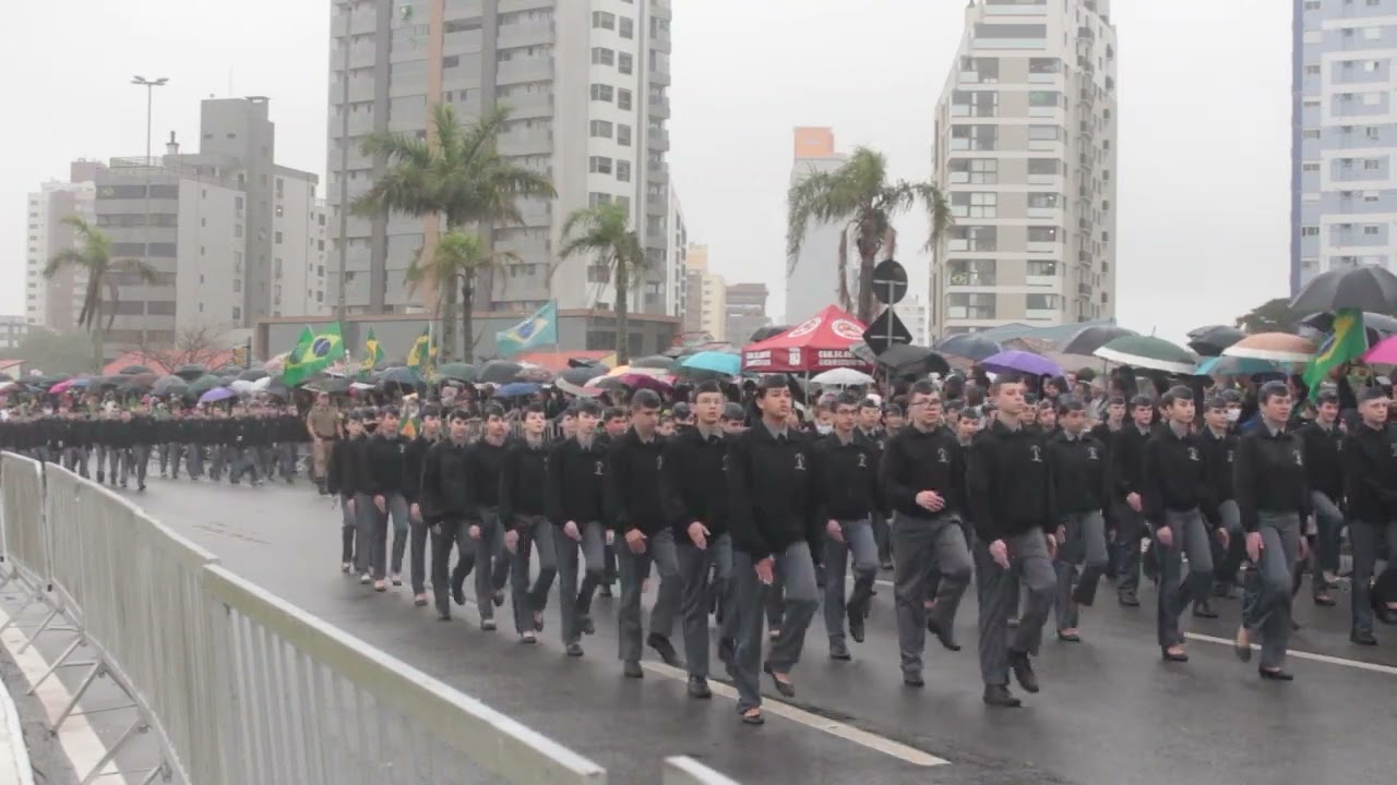 Desfile de 7 de Setembro em Florianópolis - Bicentenário da Independência do Brasil