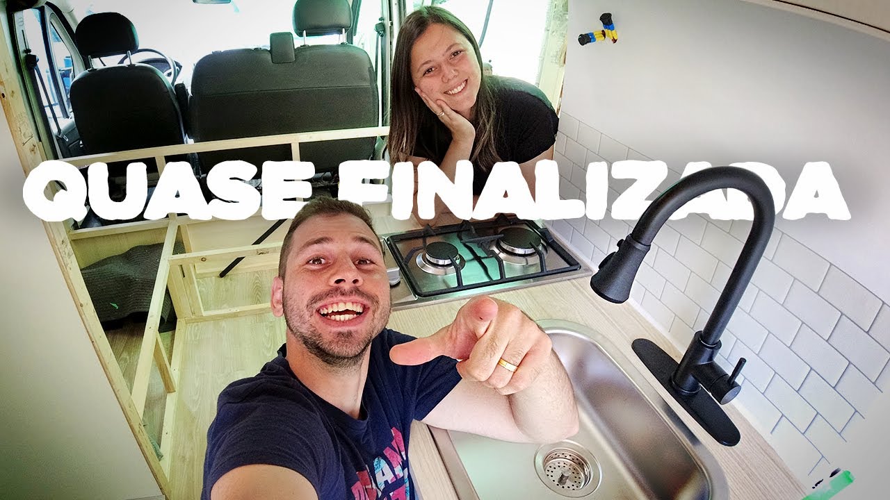COZINHA DA VAN MOTORHOME | CONSTRUÇÃO MOTORHOME ARTESANAL | Se Joga Na Estrada