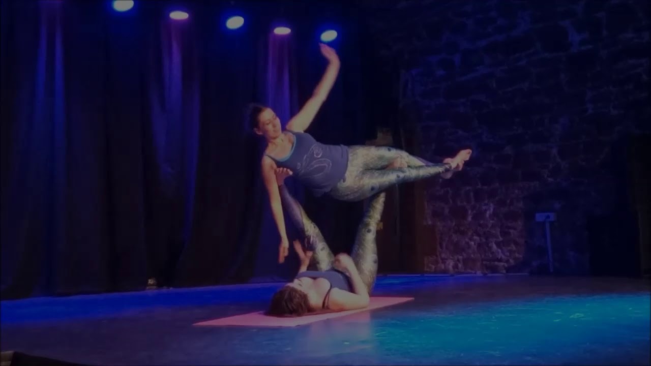 Show acroyoga Stellalouna France Soham