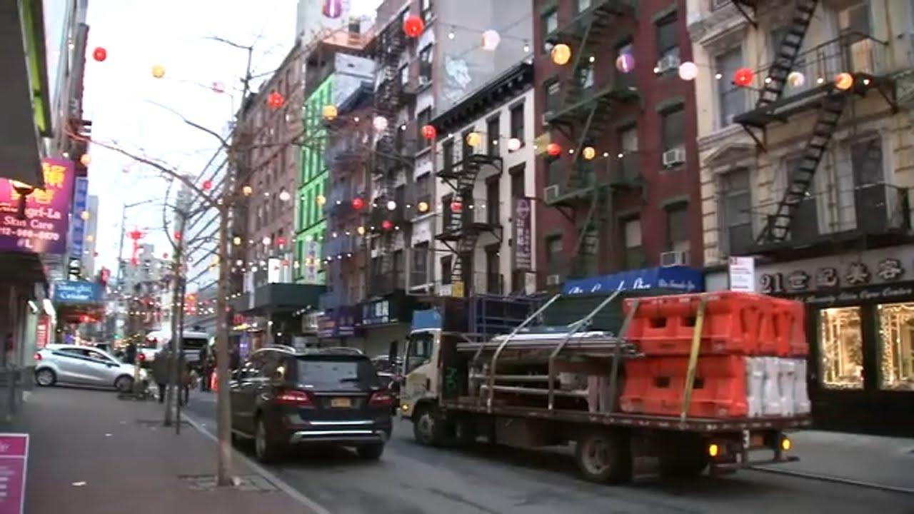 Chinatown building under inspection due to bulging facade