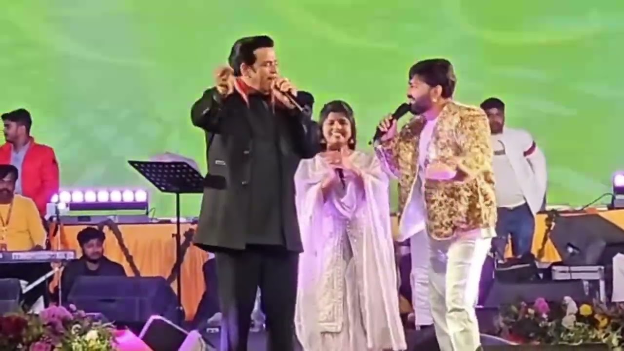 Ravi Kishen￼#￼ Bhojpuri power Star Pawan Singh￼ गोरखपुर #video 