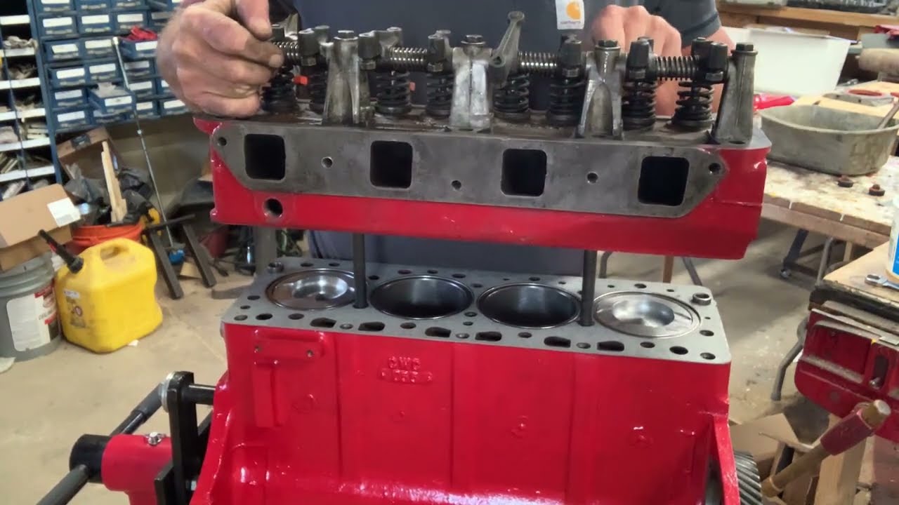 Case Tractor 188d Project #15 Cylinder head installation