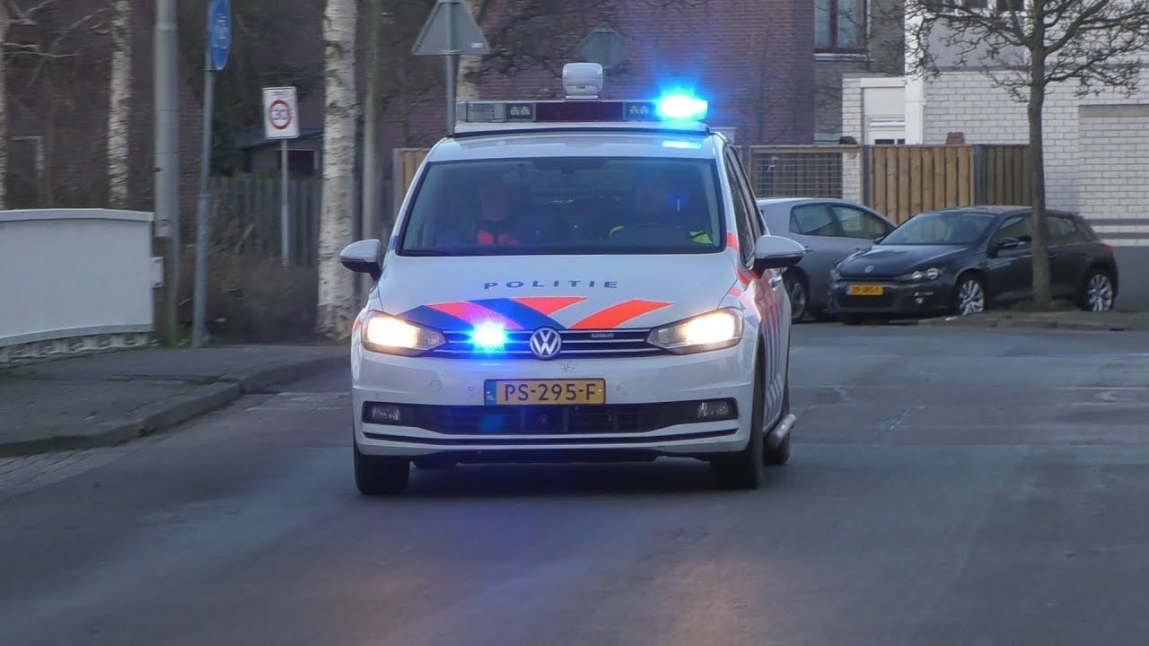 Hulpdiensten met Spoed onderweg in Purmerend - Naar en van meldingen