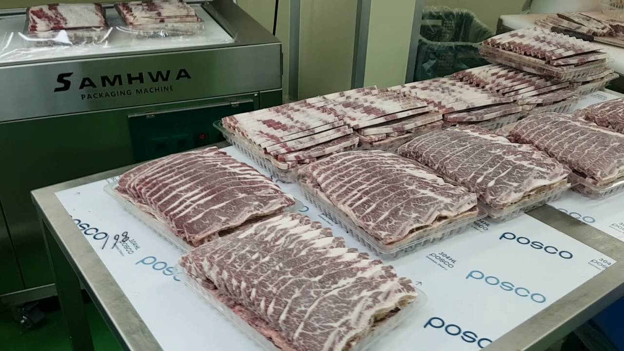 LA갈비 절단작업