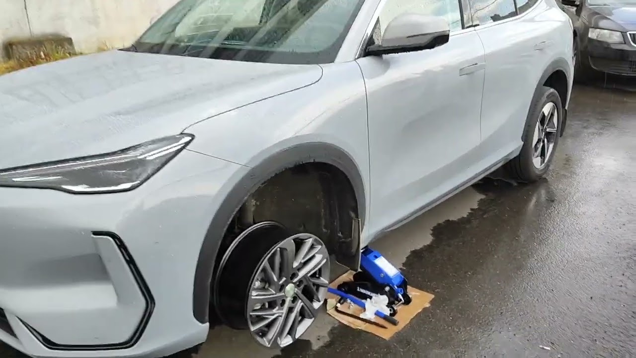 Сборка зимнего комплекта дисков шин датчиков 225х60хR17 Geely Galaxy EX5 #диски #geely #galaxy