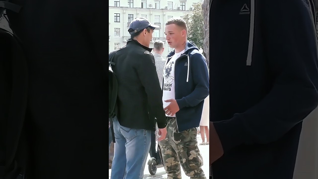 Казах газанул на блогера 😱