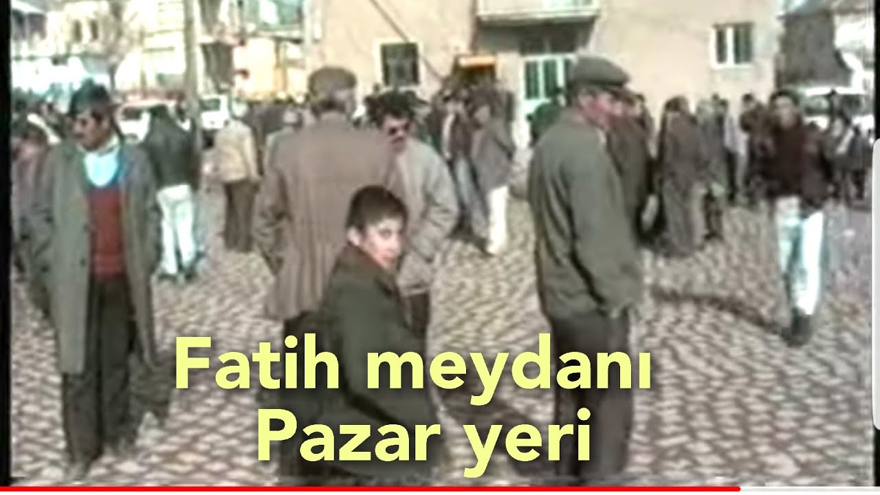 ÖRENKAYA-1995 (Ramazan ayı) Fatih meydanı Pazar yeri.