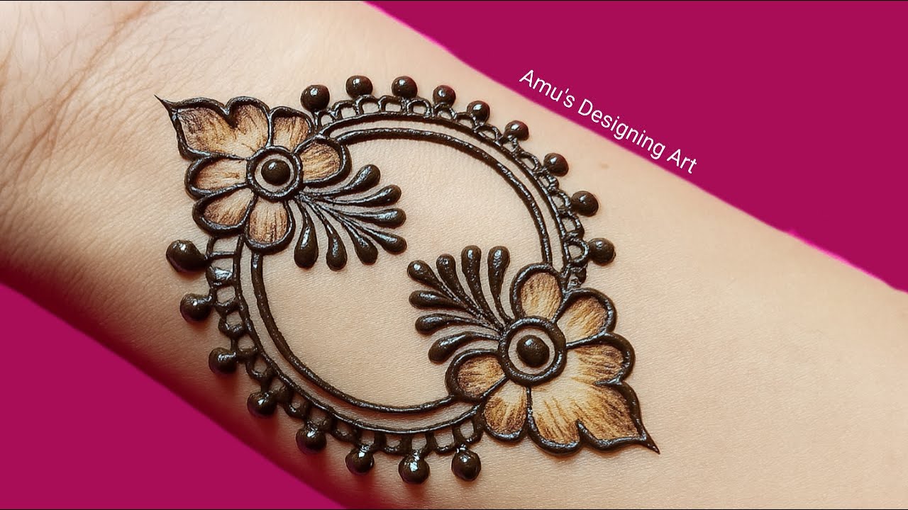 Красивый стильный дизайн Mehndi на передней руке 2025 | Карва Чаут Менди | Механди Ки Дизайн Цветок