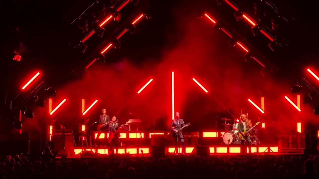 Emotion Sickness - Queens of the Stone Age Live at The Climate Pledge Arena in Seattle 10/4/2023