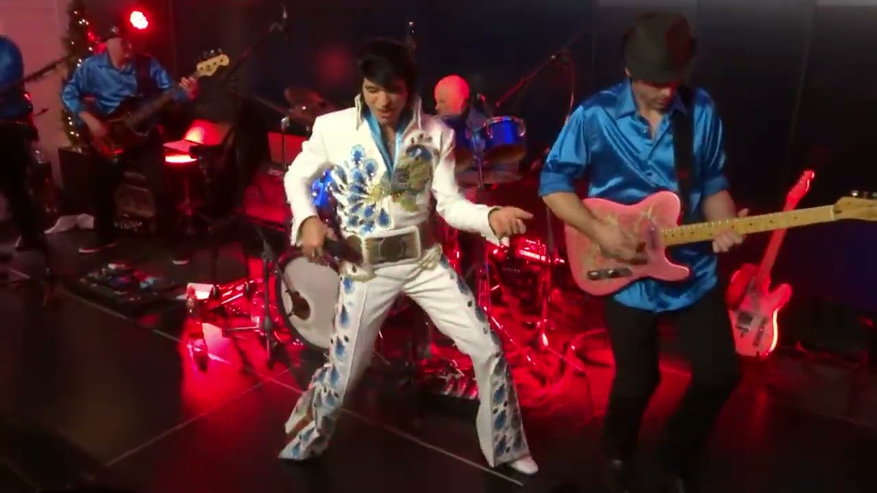 Jack Elvis Millette at Montreal Casino chante  E l v i s - B u r n i n g    L o v e