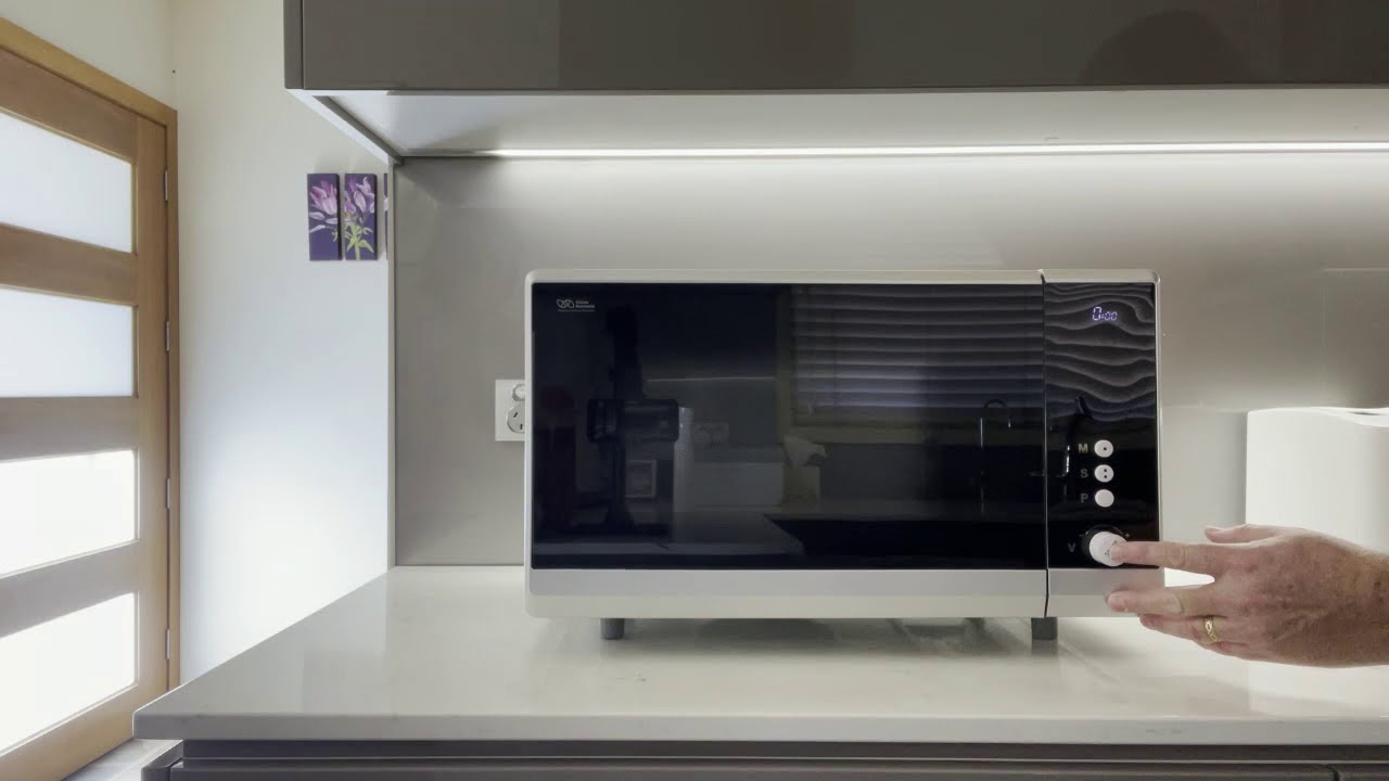 Vision Australia's Talking Microwave - Features & Benefits