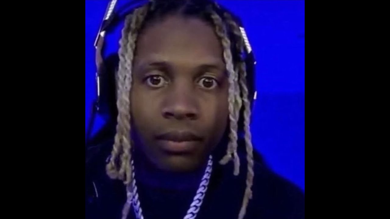 CALL OF DUTY WHILE TAKING A BOMB ASS SHIT (GONE WRONG)