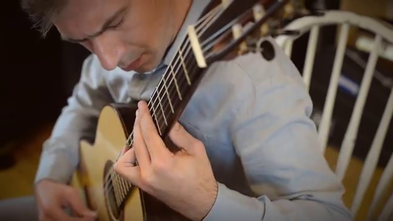 Astor Piazzolla - Cinco Piezas (Compadre) performed by Antonis Hatzinikolaou