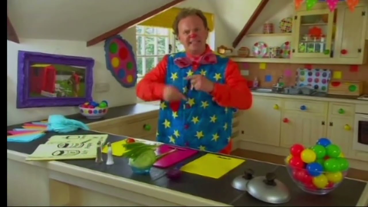 Mr Tumble (Series 4, Episode 3) Salad For Grandad Tumble