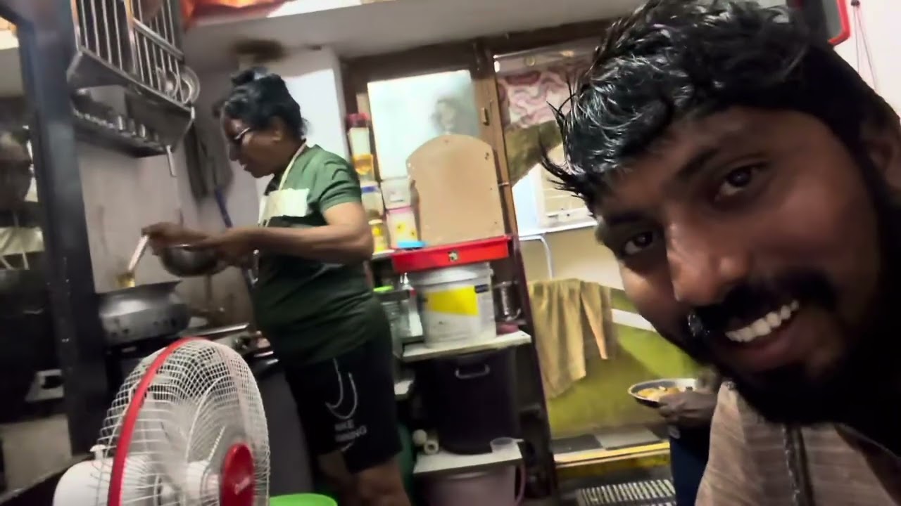 నేను చేప ముక్క వెయ్యగానే తినేస్తన్నారు