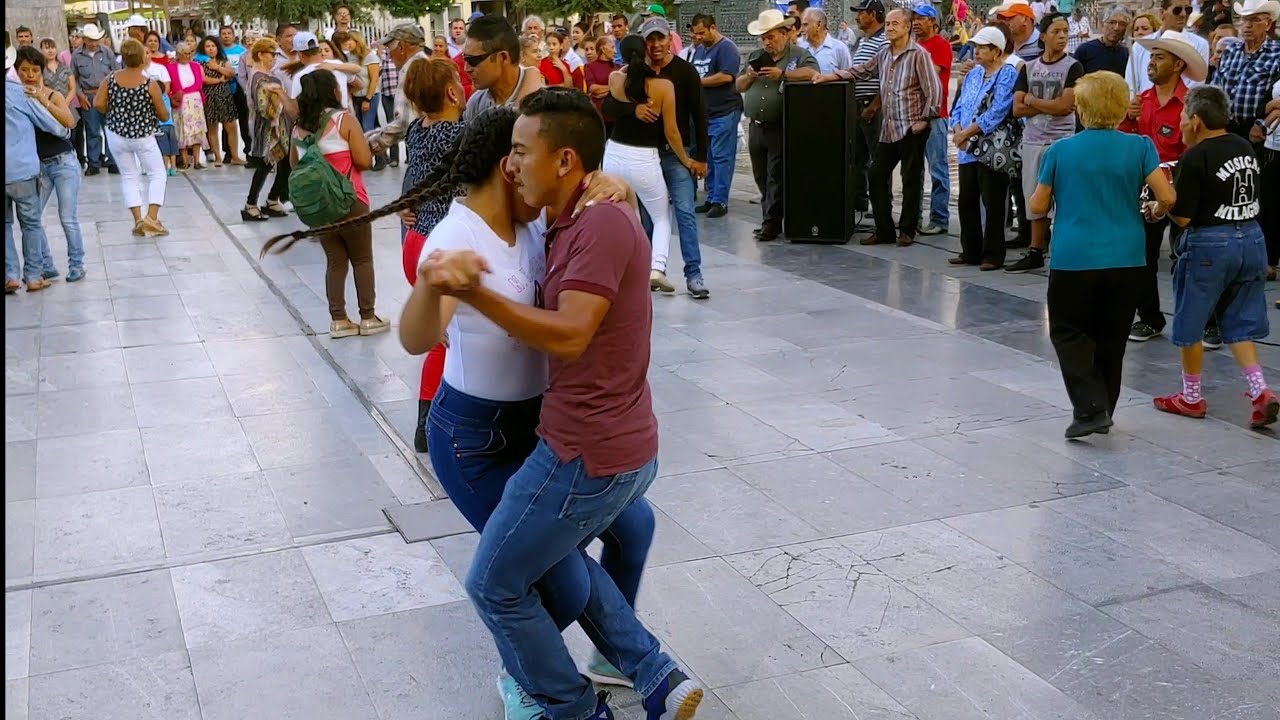 San Lunes en la plaza de armas