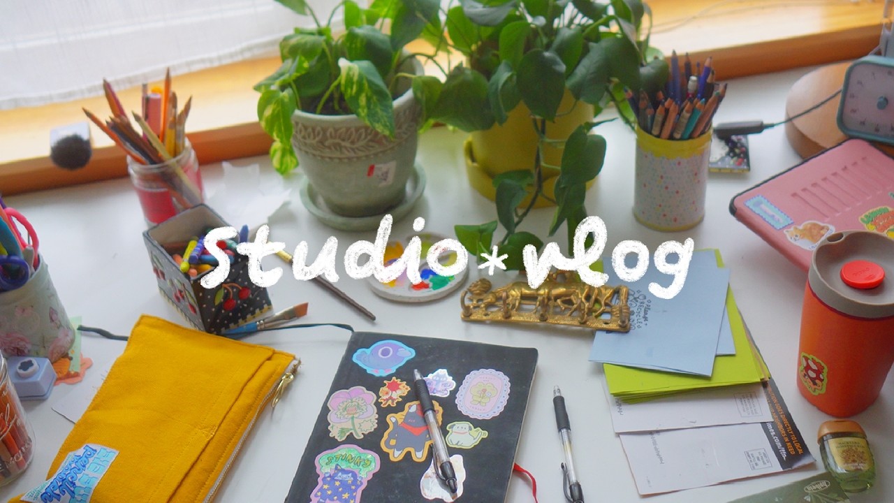 why am I so scared of drawing people ⭐ studio vlog