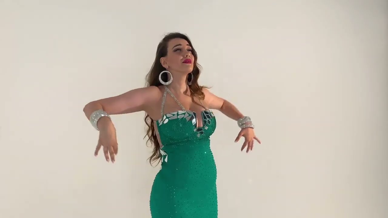 مستنياك  💚 /  الينا 🌹 Elena  / رقص مصري / #الينا_رقص_شرقي_elenaelegorika