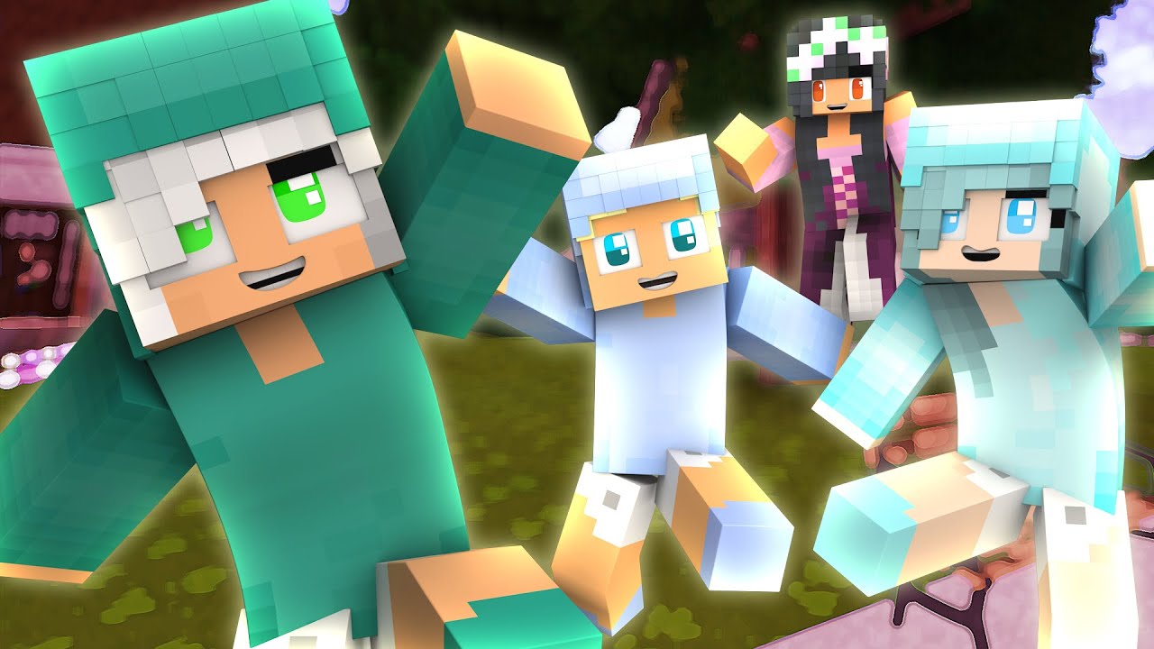 Baby Travis! | Minecraft MyStreet Hide and Seek