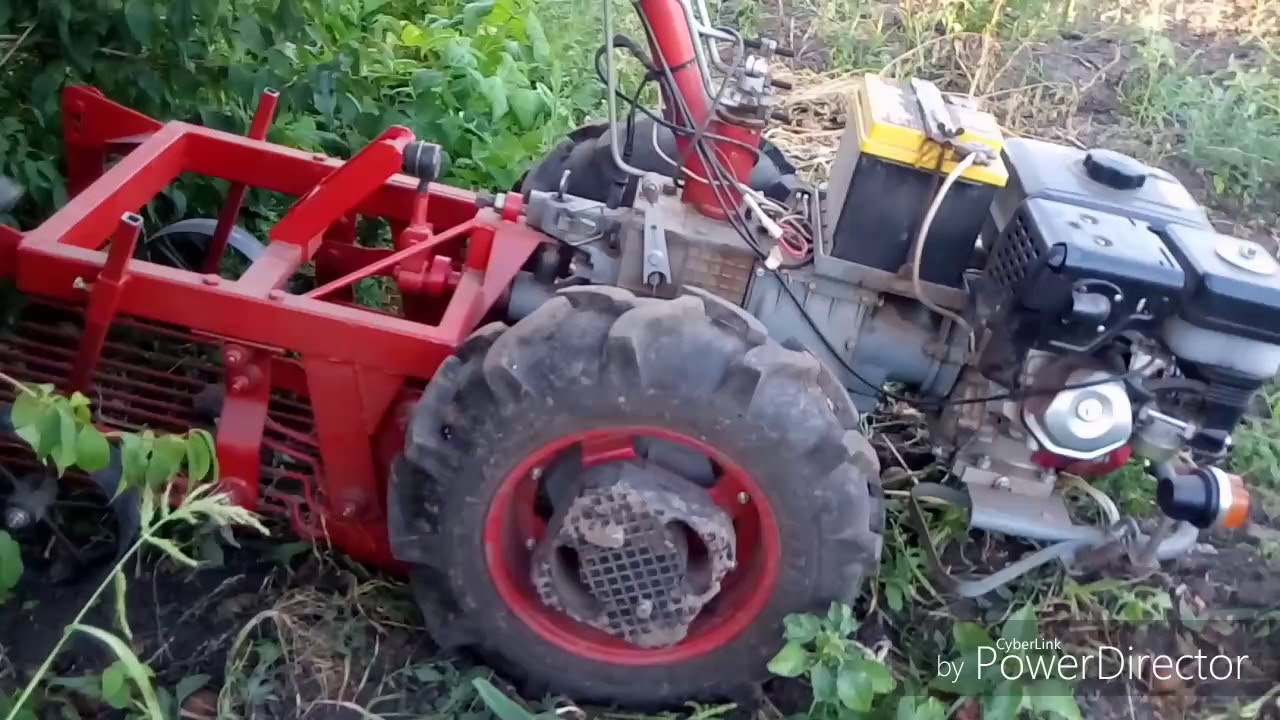 Первая копка камянской копалкой. Мотор Сич.