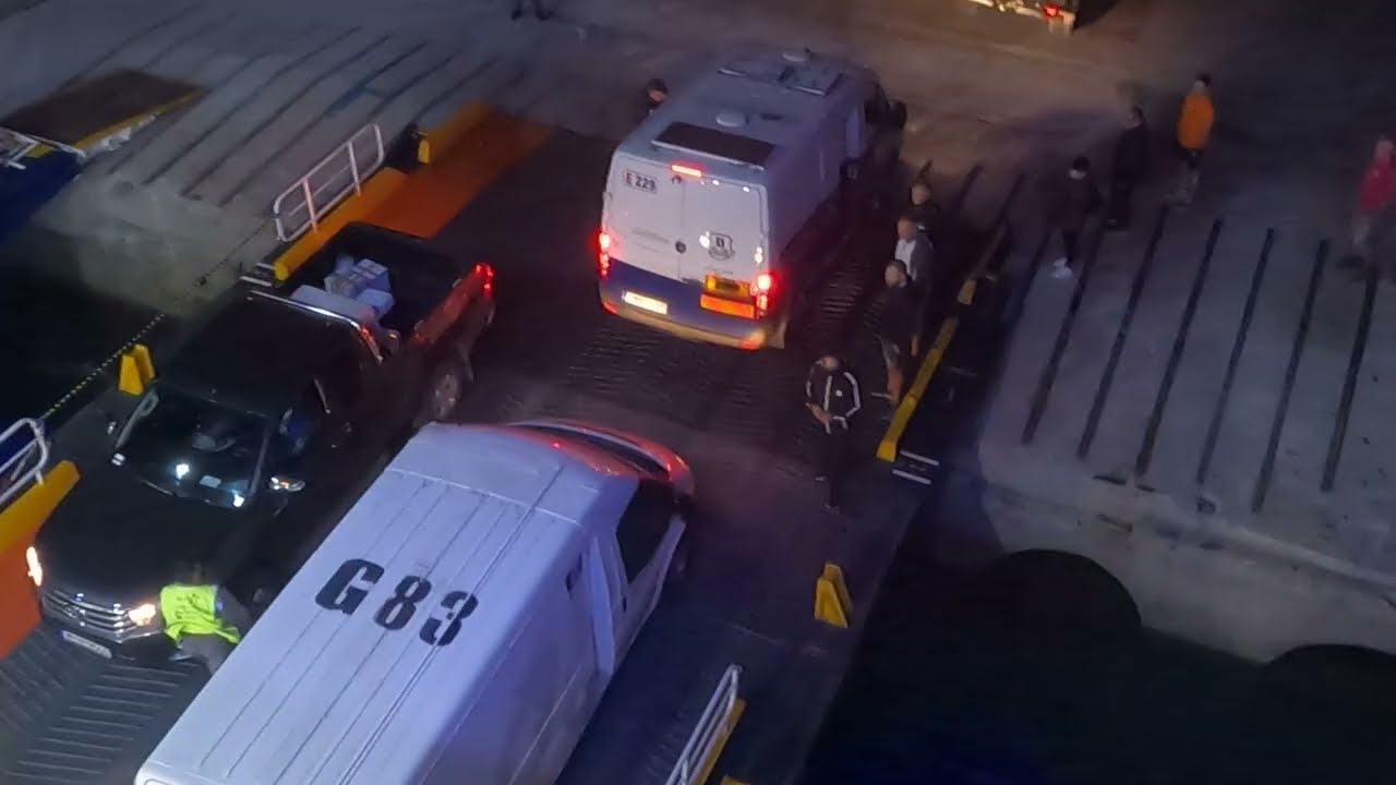 ΑΦΙΞΗ ΜΠΛΟΥ ΣΤΑΡ ΧΙΟΣ ΞΗΜΕΡΩΜΑΤΑ ΣΤΗ ΜΥΤΙΛΗΝΗ