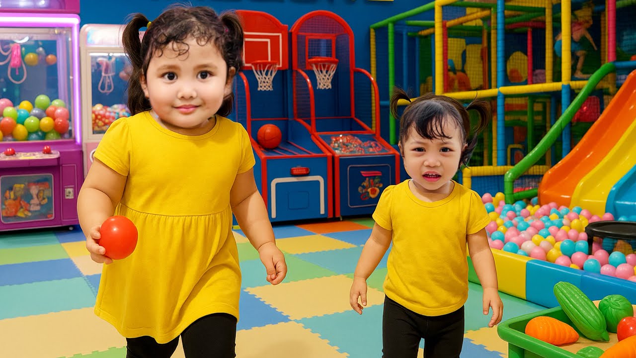 JENNAIRA MAIN MANDI BOLA DI HAPPY WORLD CIJANTUNG|NAIK KUDA KUDAAN|PEROSOTAN|MESIN CAPIT#happyworld