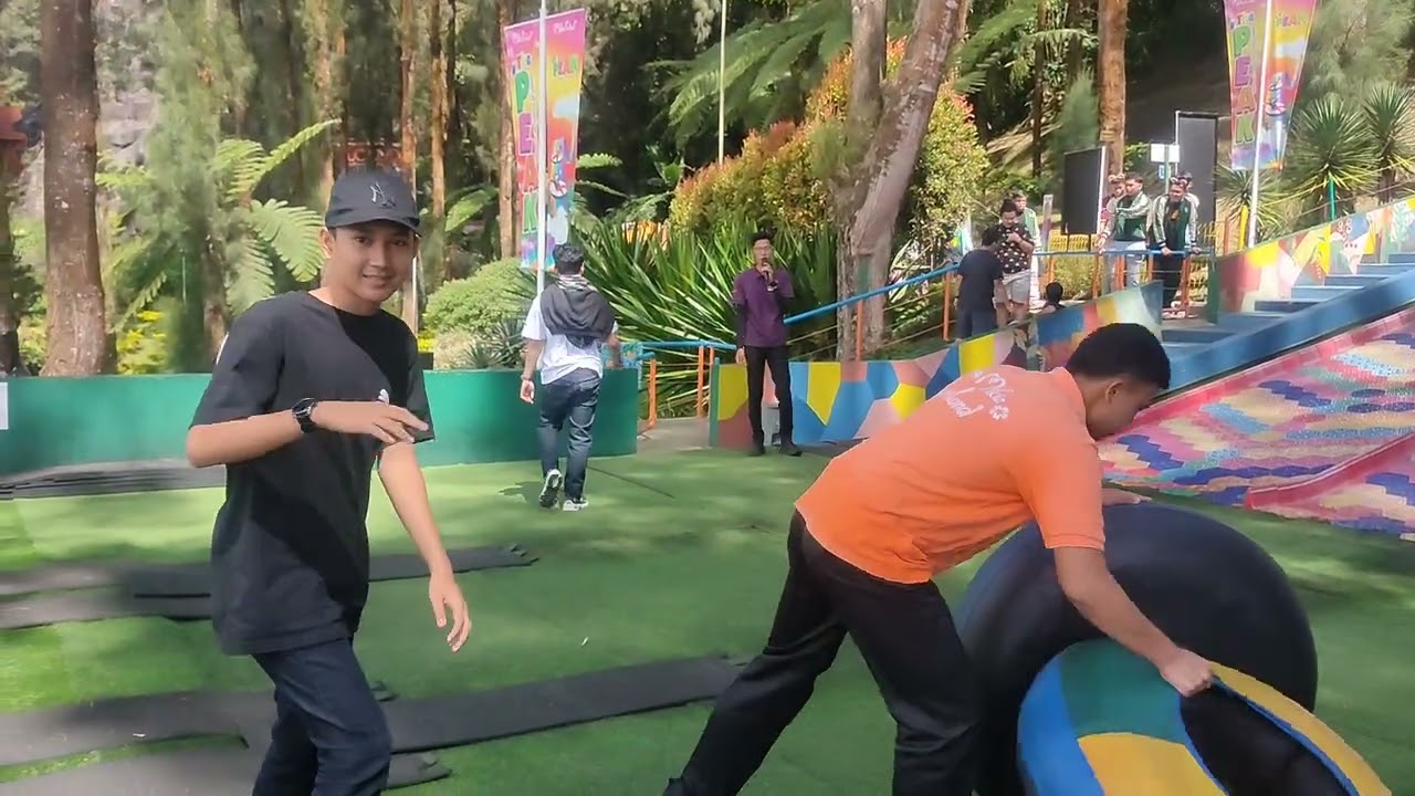 Alika di Mikie Funland Berastagi
