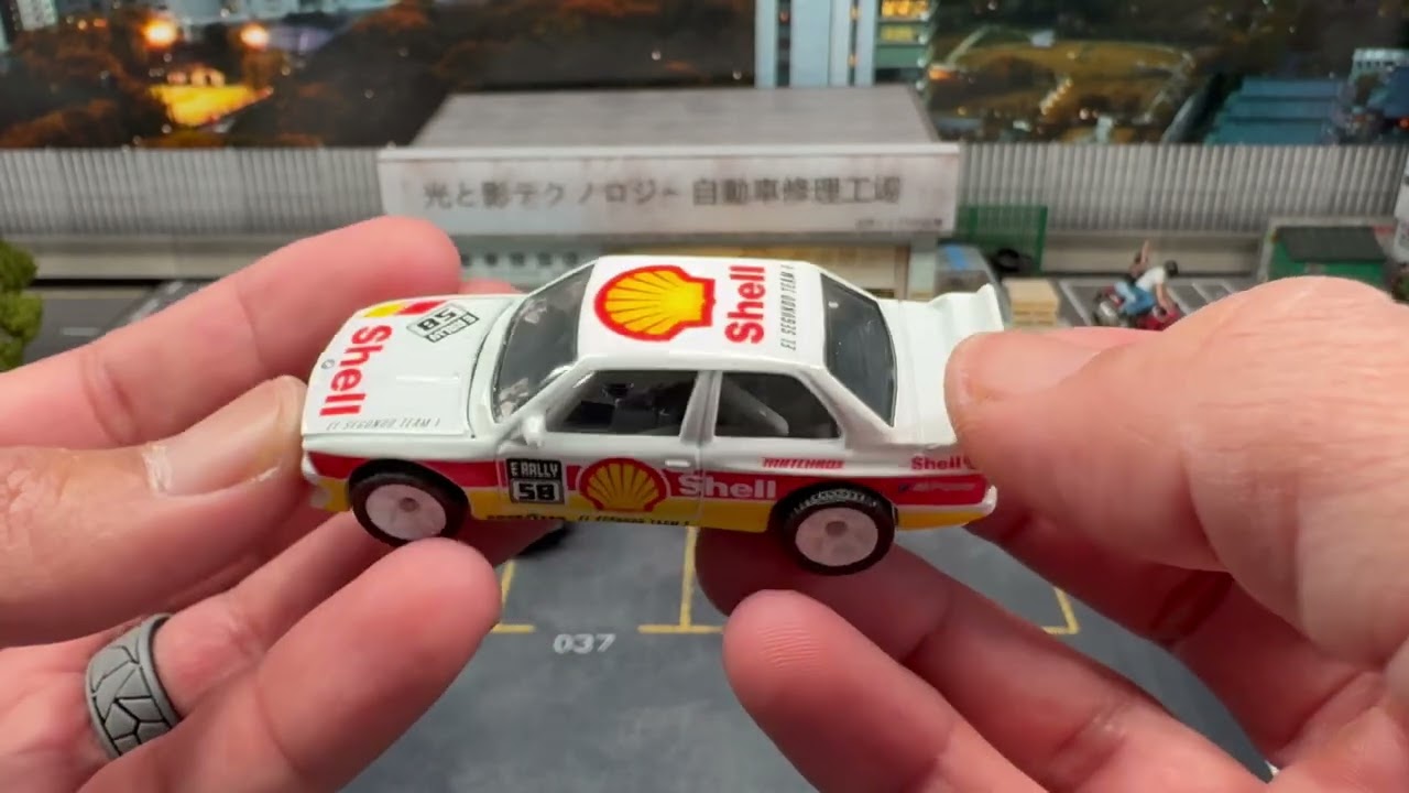 **Matchbox Monday** Matchbox Collectors Opening and Review!