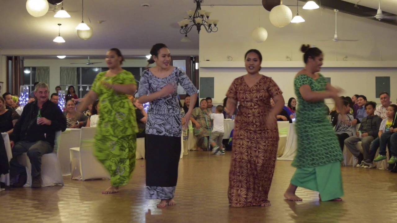 Tausagi mai manu e (Siva performance)