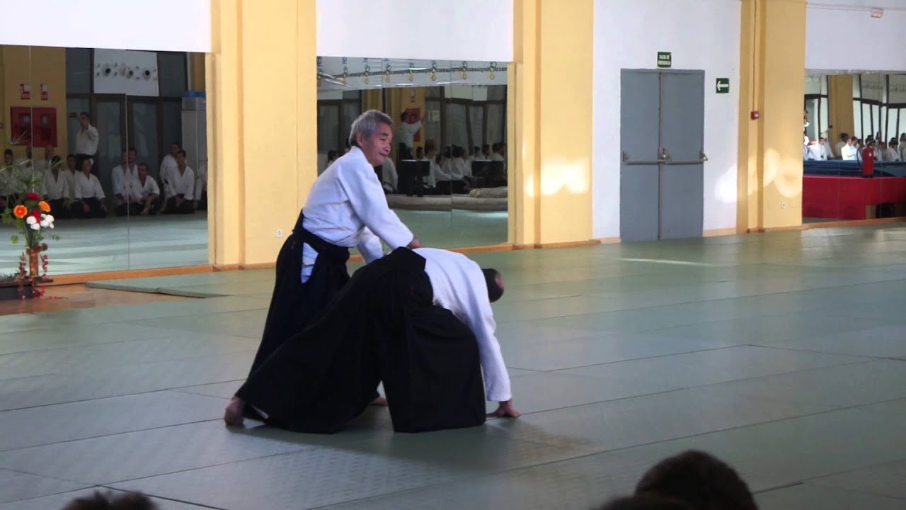 Ushirokubishime Ikkyo basico