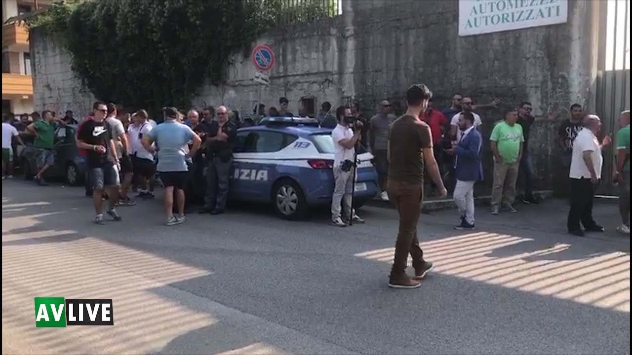 Avellino fuori dalla B, rabbia e delusione tra i tifosi