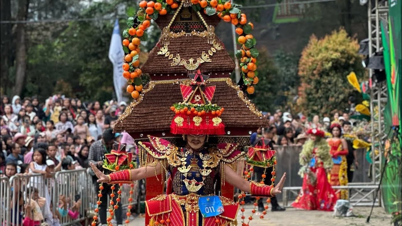 MODEL FESTIVAL BUNGA DAN BUAH 2025