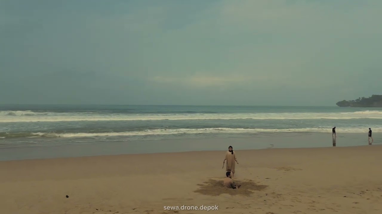 Drone DJI Mini 3 Cinematic Video di Pantai Sawarna (Goa Langir)