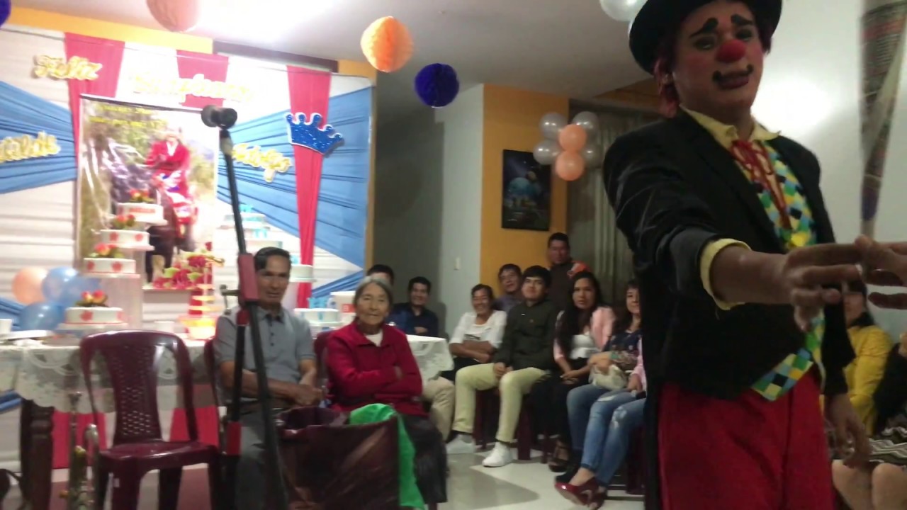 LA MAGIA DE UN PAYASO CHISTOSO