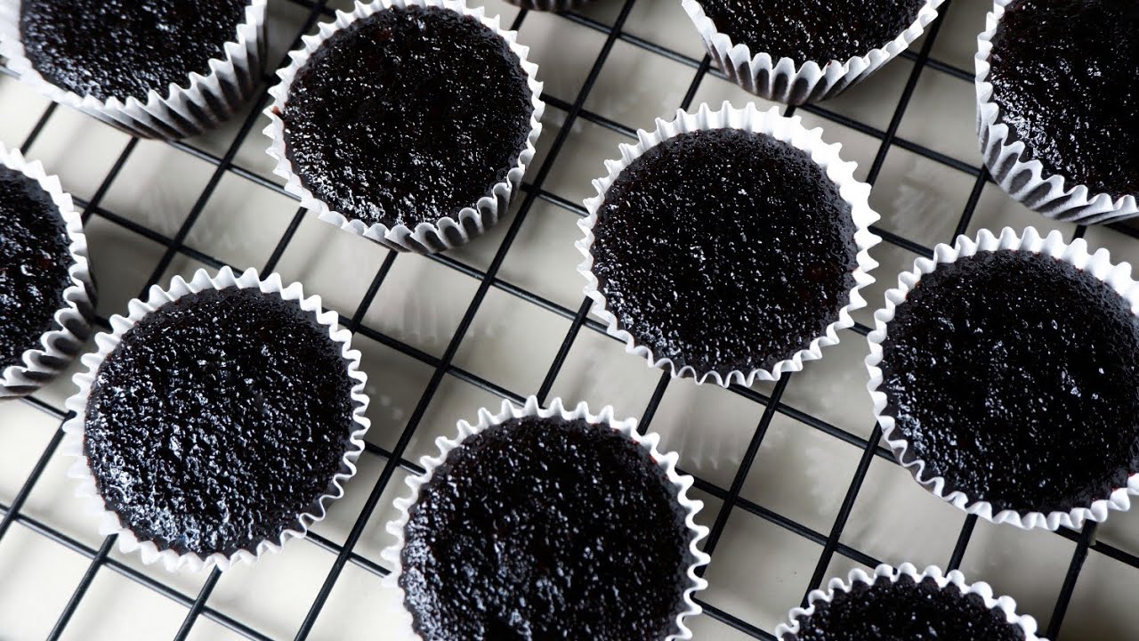 Moist Chocolate Cupcakes Recipe