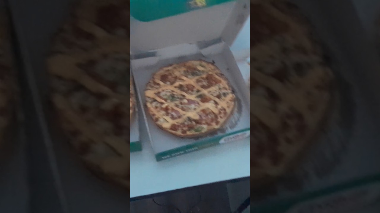 Pizza  🍕  || extreme crispy  flavour || 14th street Pizza || soucy#trending #foodtester