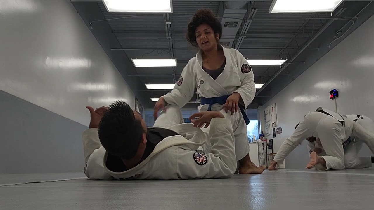 jiujitsu vlog - brother and sister roll