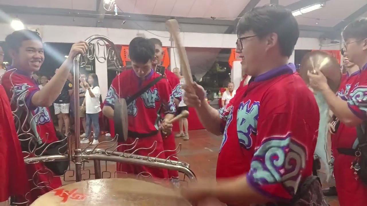SG Shi Hong Lion & Dragon Dance Association Troupe @ Block 421 Choa Chu Kang Ave 4 Yew Keng 2026 