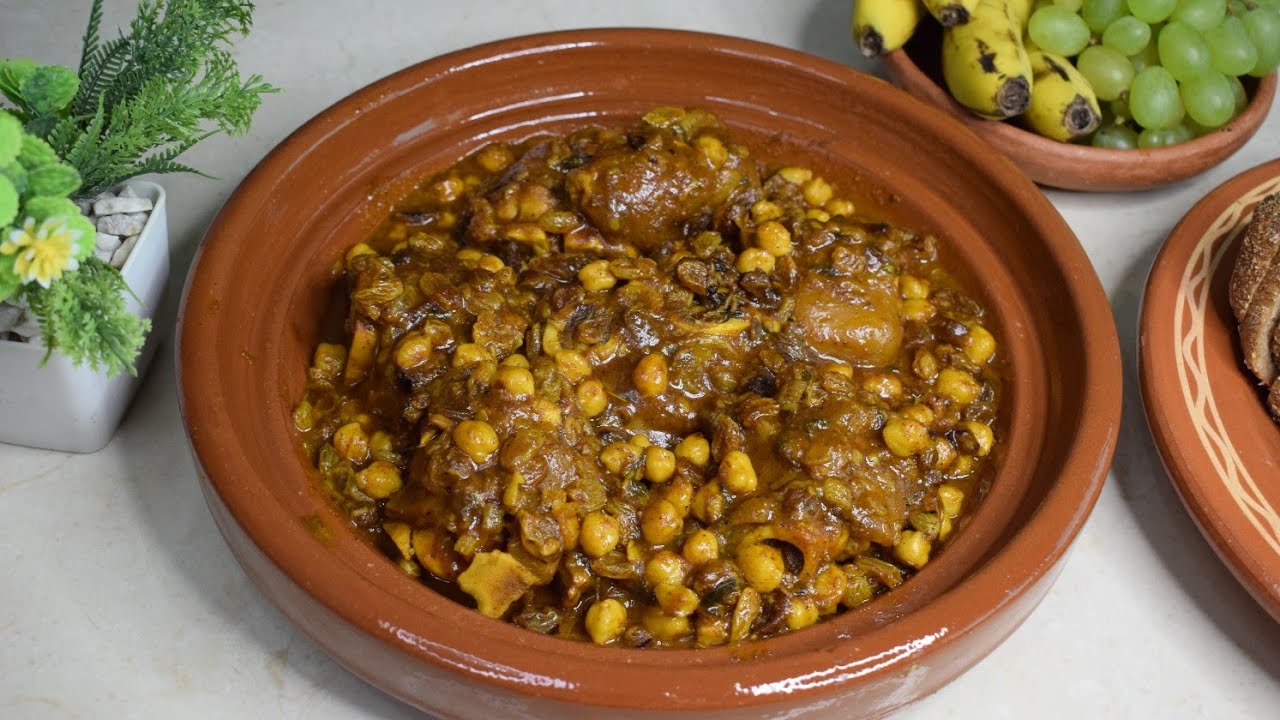 Moroccan veal feat with chickpeas and raisins recipe/وصفة الكرعين أو الهركمة بالحمص والزبيب