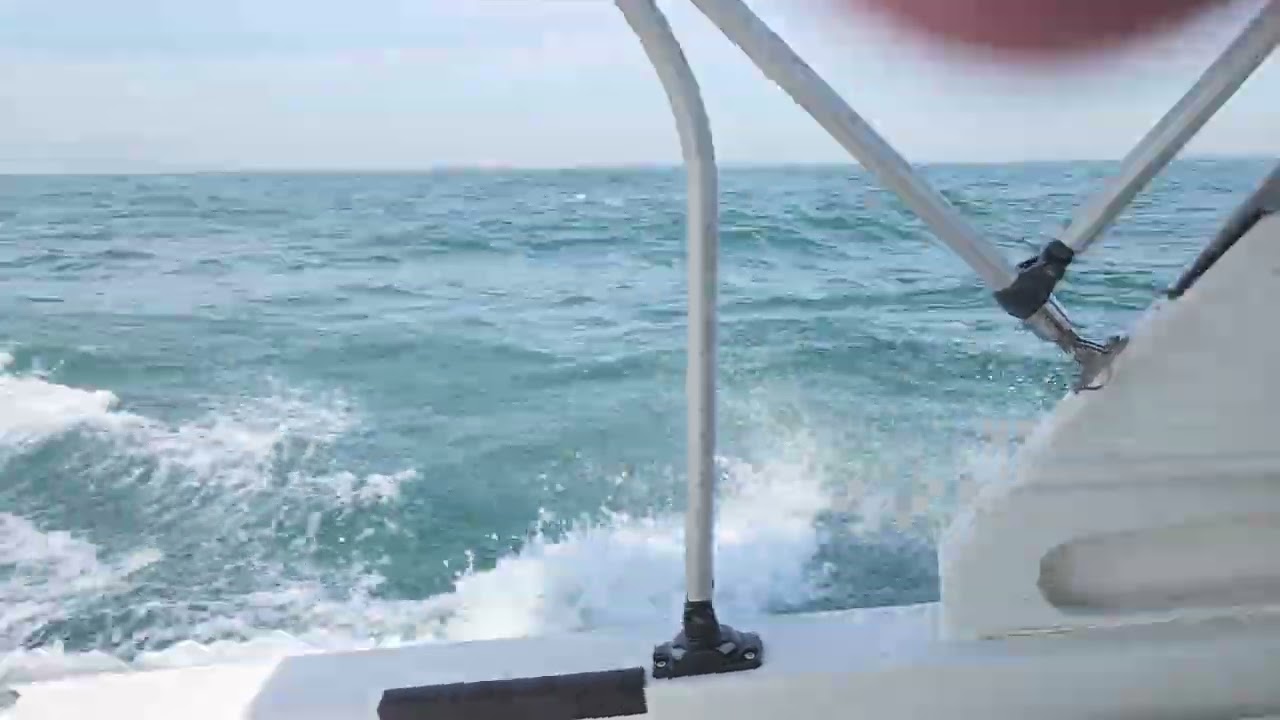 Roughwater boating with Smartwave 4800