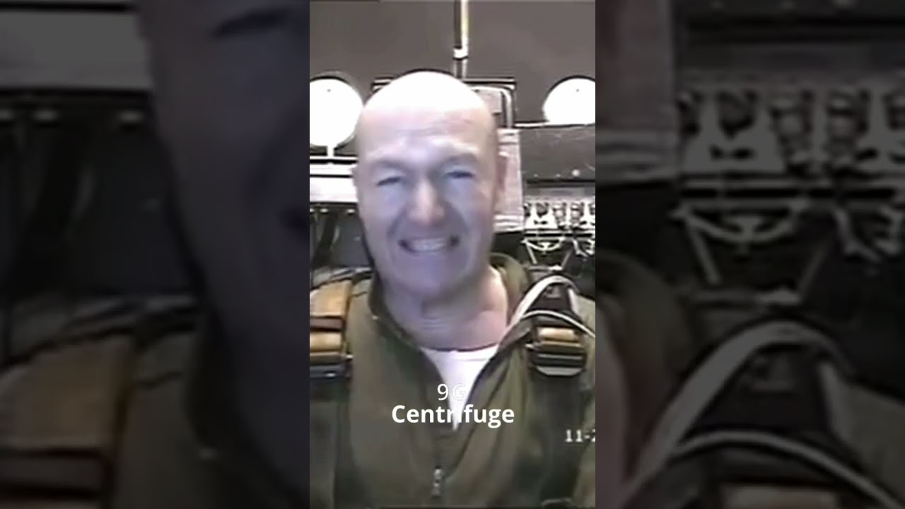 Пилот выдерживает перегрузку в 9G в течение 30 секунд. Это в 9 раз больше силы тяжести, что соста...