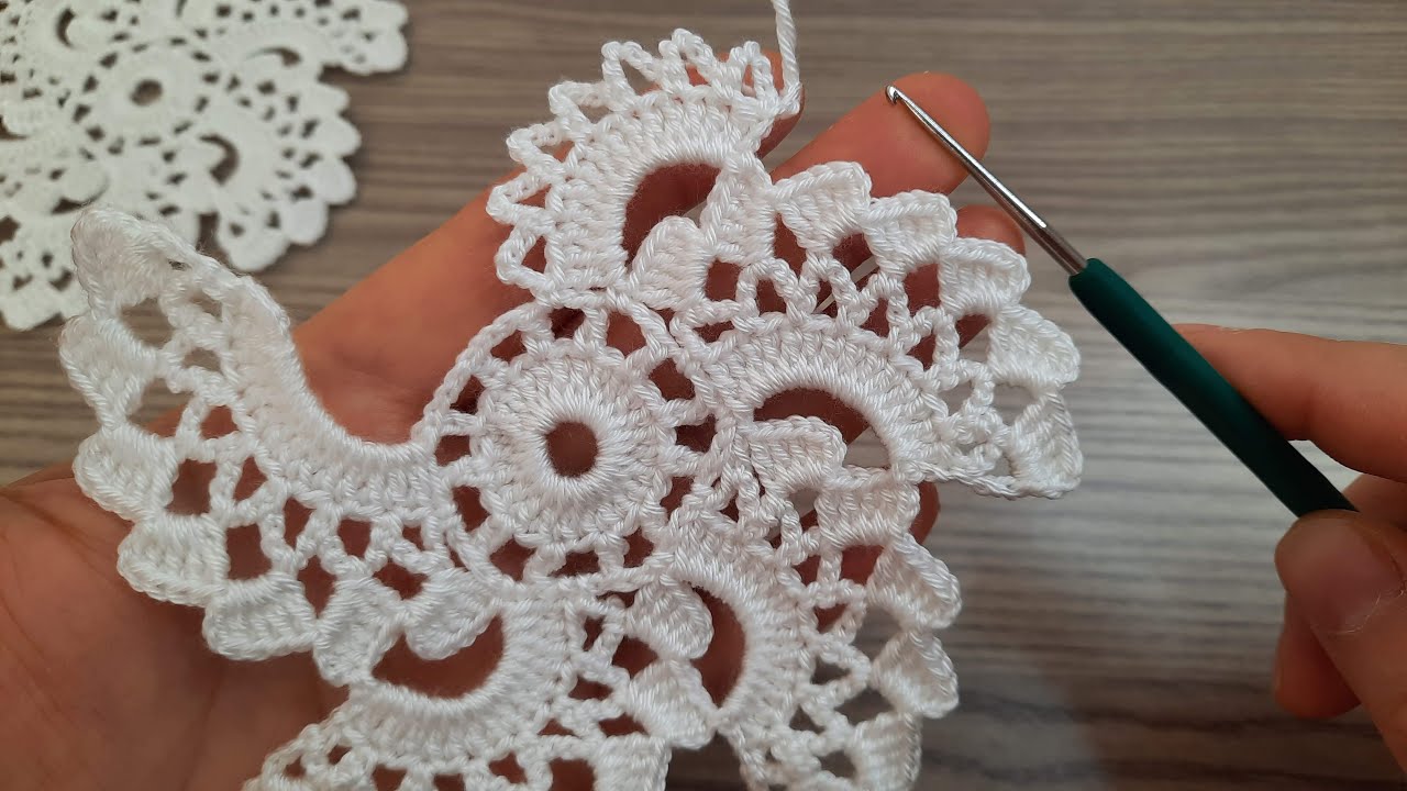 Super Beautiful Flowers Crochet Pattern knitting Online Tutorial for beginners Tığ işi örgü model