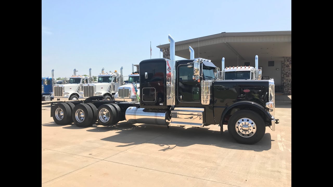 Peterbilt Heavy Haul 389 2019 года выпуска, 4-ступенчатая вспомогательная коробка передач.