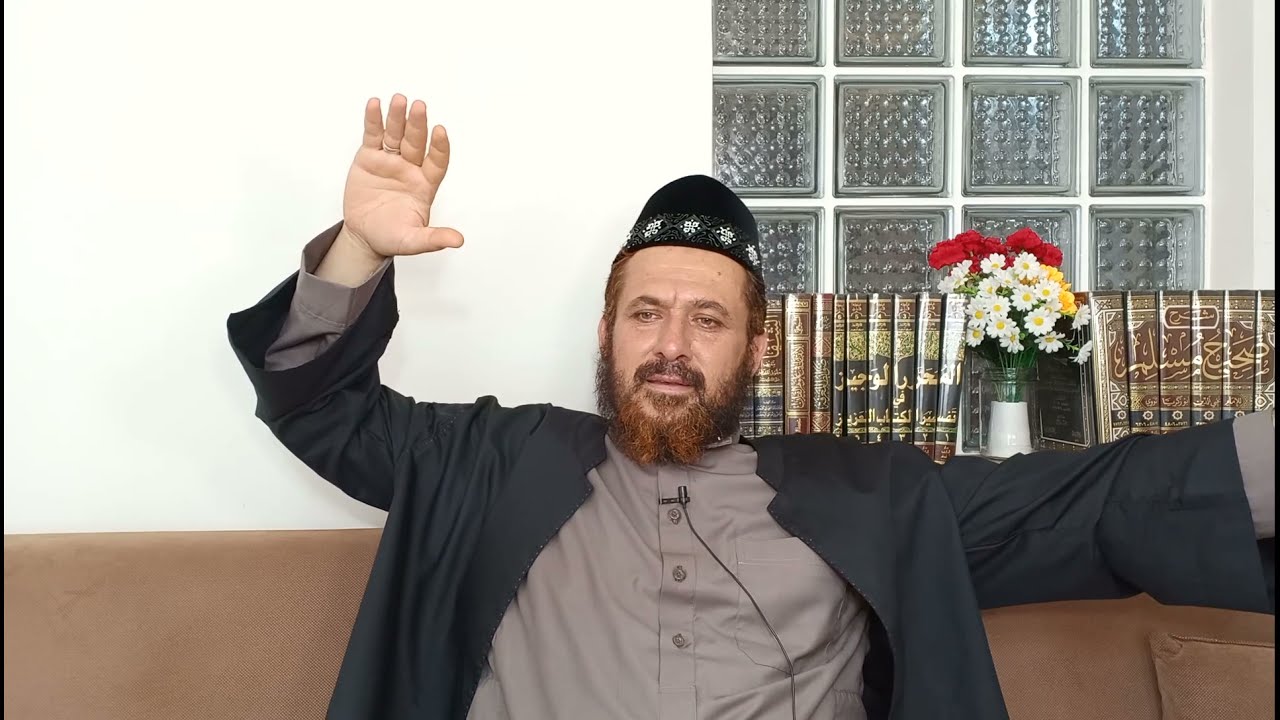 أبو حنيفة ومالك وأحمد والبخاري كانوا أشاعرة؟! سؤال غبي متكرر